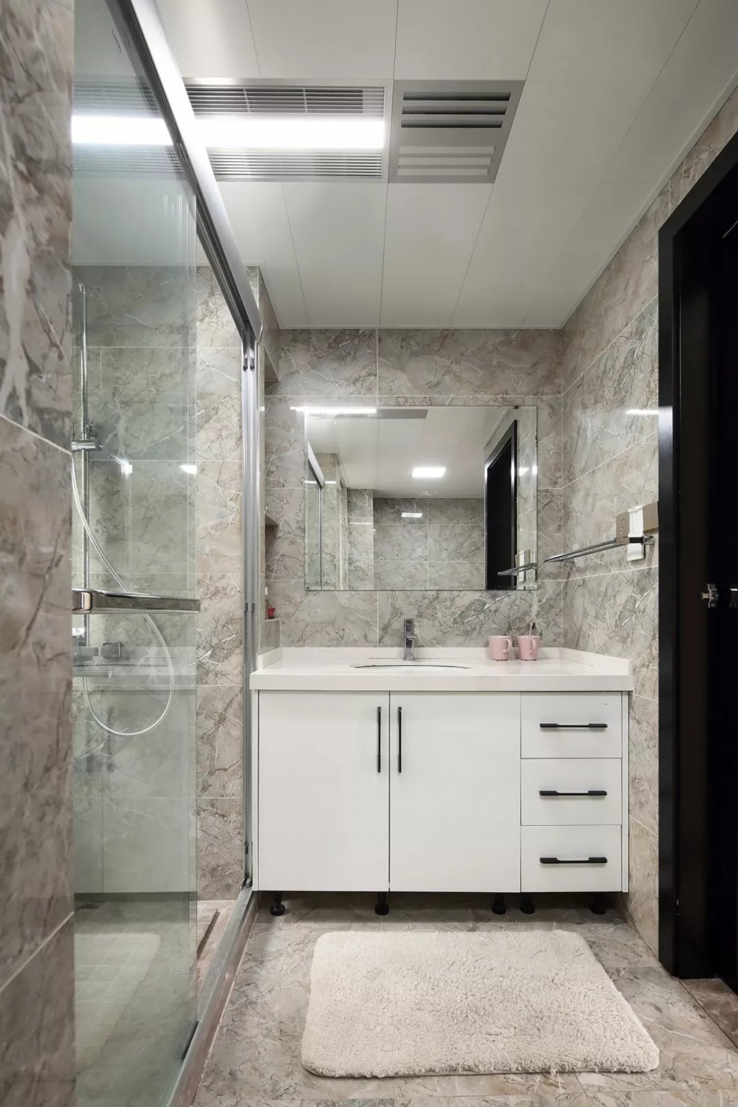 現代簡約風格家裝設計室內裝修效果圖-衛生間 現代簡約風格家裝設計室內裝修效果圖-衛生間