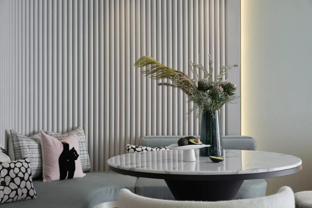 裝修案例莫蘭迪輕奢風格室內(nèi)裝修效果圖-客廳沙發(fā) 裝修案例莫蘭迪輕奢風格室內(nèi)裝修效果圖-客廳沙發(fā)